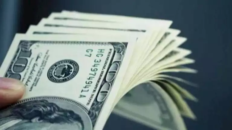 سعر الدولار في 10 بنوك ببداية تعاملات الخميس 22-5-2025