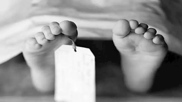 ماتت تحت الأنقاض.. مصرع طفلة في انهيار منزل بسوهاج