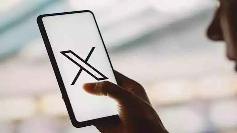 "إكس" تعود للعمل بعد انقطاعات في الخدمة امتدت لساعات