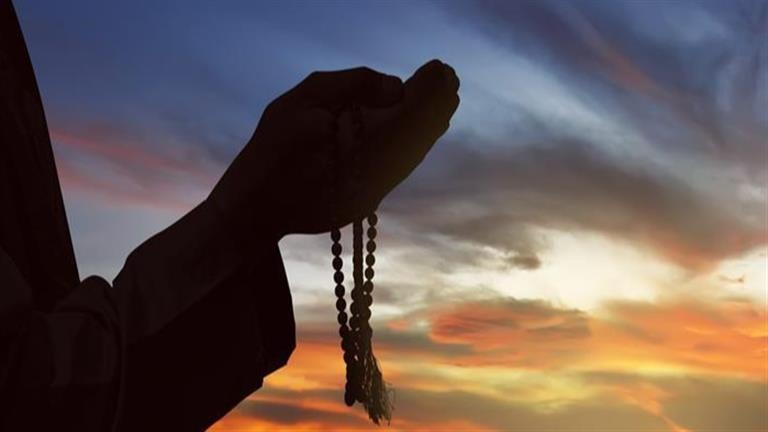 دعاء في جوف الليل: اللهم اجعلنا لنعمك شاكرين وبقضائك راضين