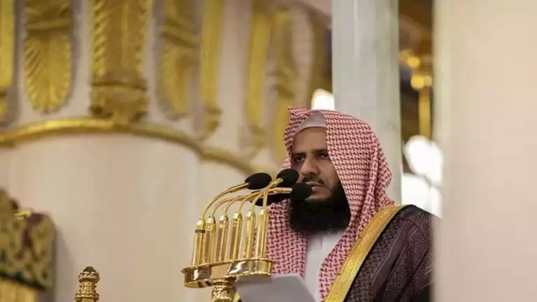 العبد الموفق.. خطيب المسجد النبوي: من سار إلى ربه سيرا مستقيما