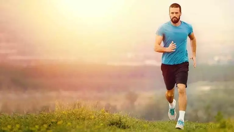 ممارسة الرياضة في هذا التوقيت يدعم القلب والرئتين
