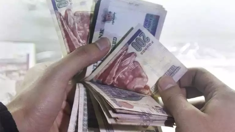 دولة تمنح موظفيها حق الإجازة لعامين مع 70% من الرواتب