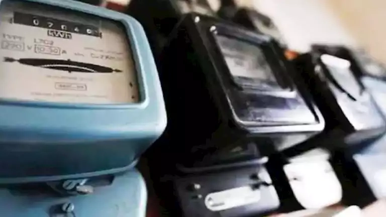 بدء تركيب عدادات كهرباء "دون كارت" تكتشف السرقات والسداد أونلاين