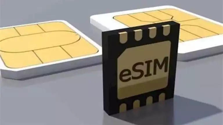 تعرف على مزايا شريحة "eSIM" الإلكترونية وخطوات التفعيل