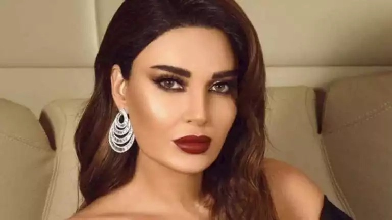 بالفيديو.. سيرين عبد النور تكشف عن وصفتها لعمل "كحك العيد"