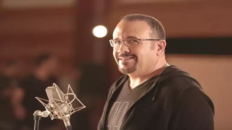 هشام عباس نجم حفل ثاني أيام عيد الأضحى على مسرح البالون