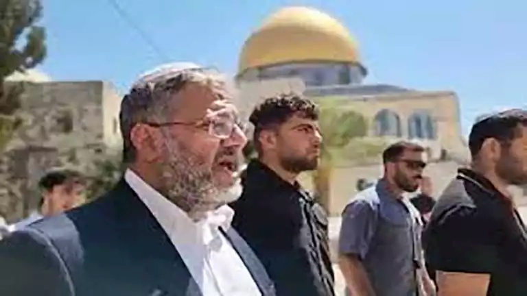 بن غفير: منذ 30 عامًا لم يشهد الأقصى صلوات يهودية كما يجري في عهدي