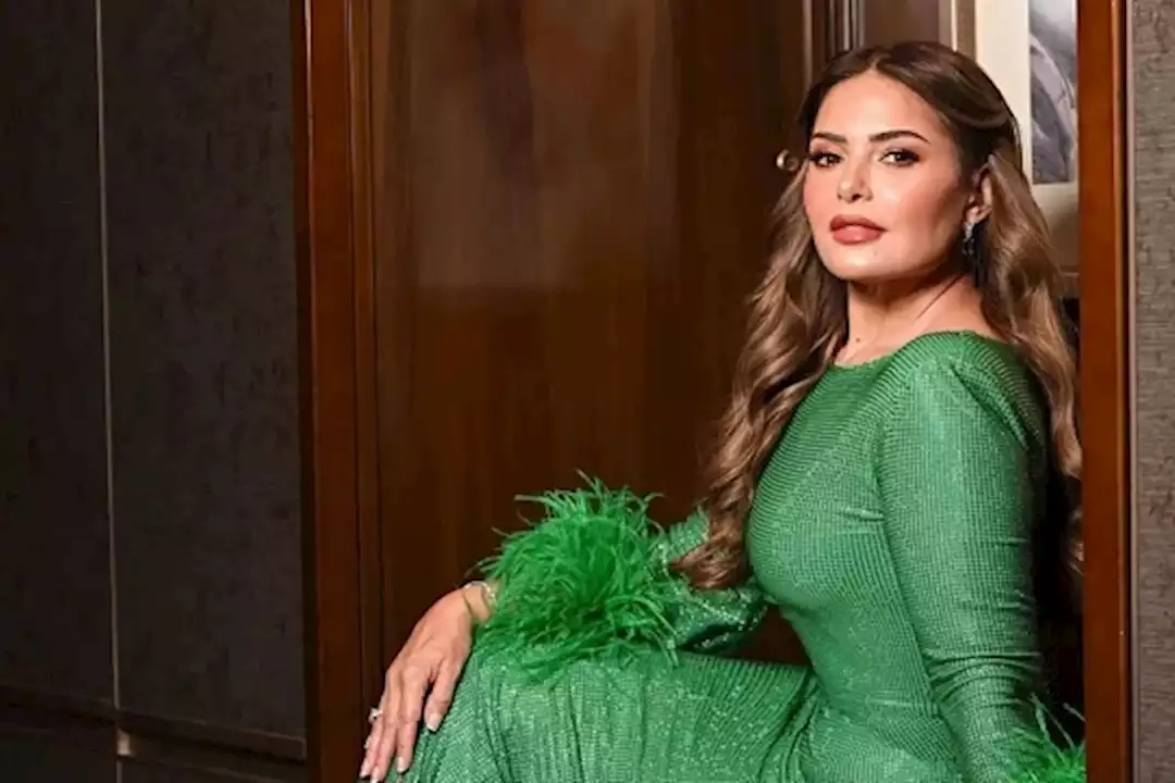صابرين عن تصريح "الكوارع": "الستات هاجمتني وقالوا عاملة عمليات تجميل"