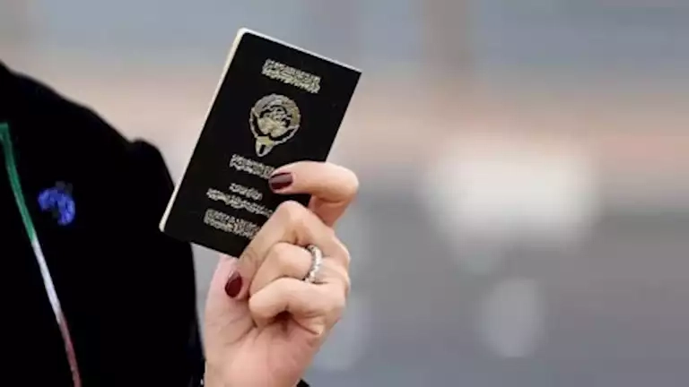 وزير الداخلية الكويتي يكشف أسباب سحب الجنسية- تفاصيل
