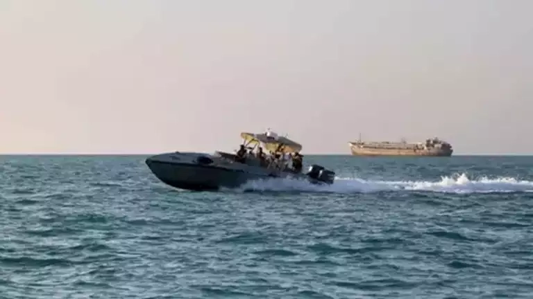 الحوثيون: نفذنا 4 عمليات ضد أهداف إسرائيلية وحاملتي طائرات أمريكية