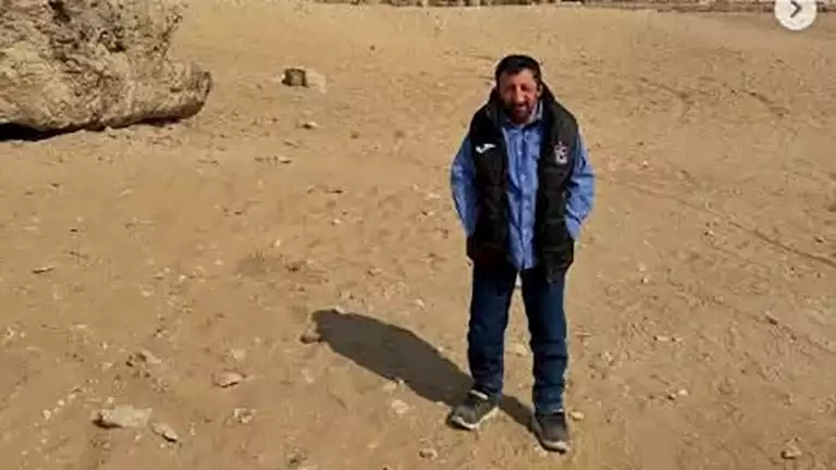 كوكسال بابا ينشر صورًا من زيارته الأهرامات - (صور)