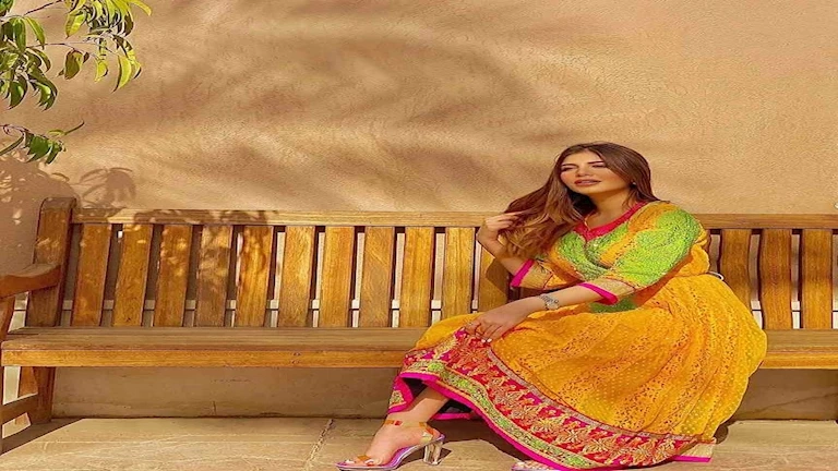 بـ 6 إطلالات مختلفة.. هكذا هنأت ملك قورة الجمهور بشهر رمضان (صور)