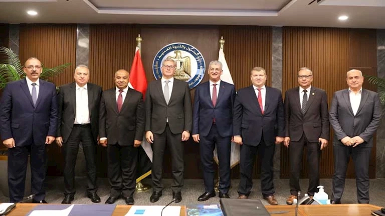 بتروجت تبدأ إنشاء مراكز تصنيع مصرية للمعدات المتخصصة في الجزائر و السعودية
