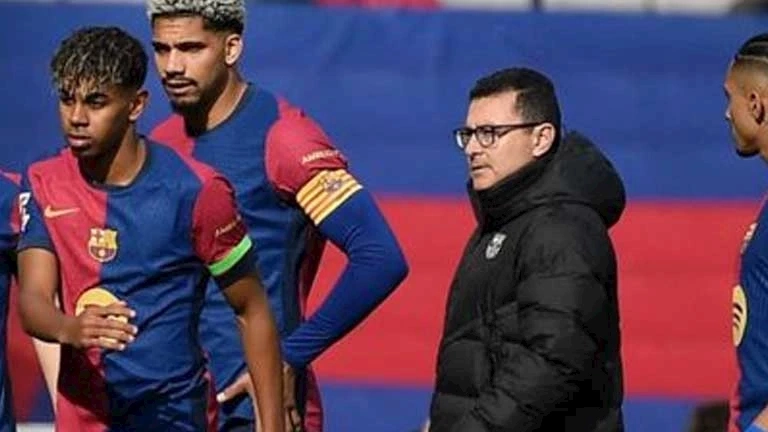 أوصي بإراحته.. من هو أخر لاعب فحصه طبيب برشلونة قبل وفاته؟