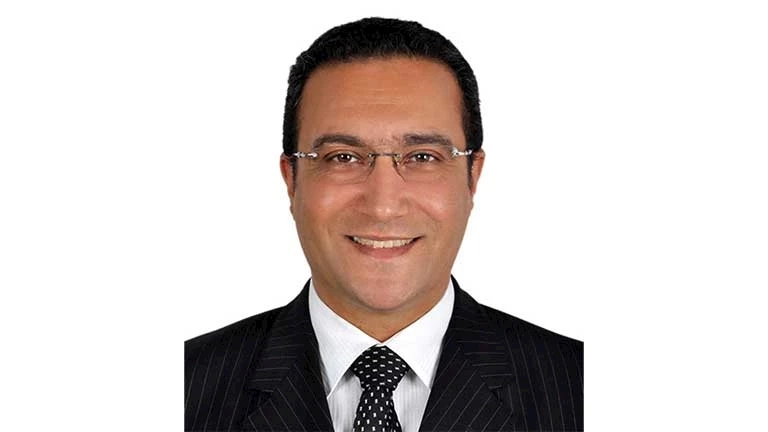 تتعوض يا جميلة.. رحلة البحث عن الجمال الضائع في عيادة التجميل
