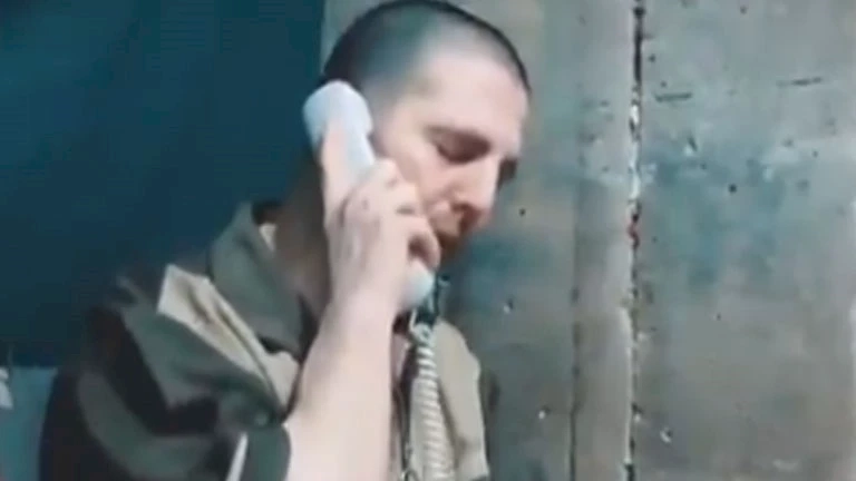 "الوقت ينفد".. المقاومة تنشر فيديو جديد لأسير إسرائيلي