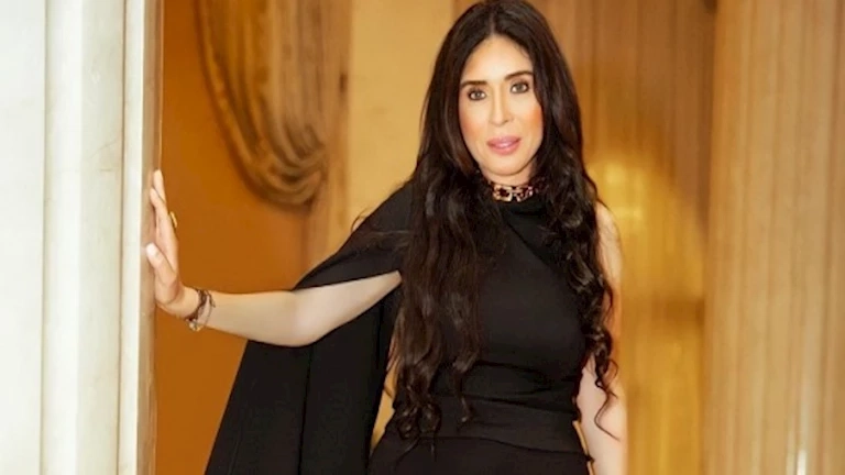 دينا تبكي بعد رسالة والدتها وتعلن إصابتها بالسرطان