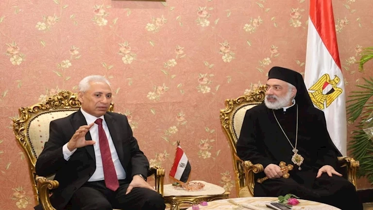 رئيس جامعة المنيا يزور مطرانيات المحافظة للتهنئة بعيد القيامة المجيد -صور