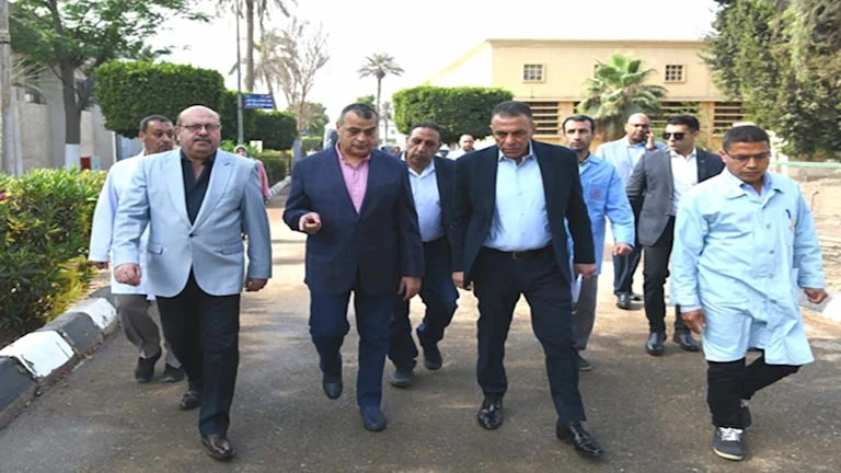 وزير الإنتاج الحربي يتفقد مصنعَي "270" و"144" الحربيَّين في قها وبنها -تفاصيل