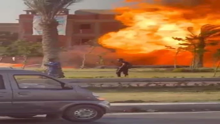 "8 جثث و11 سيارة محترقة".. كيف خالف المقاول التصاريح في انفجار خط غاز الوحات؟