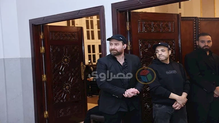 بكلمات مؤثرة.. ليلى علوي تنعى زوجة نضال الشافعي