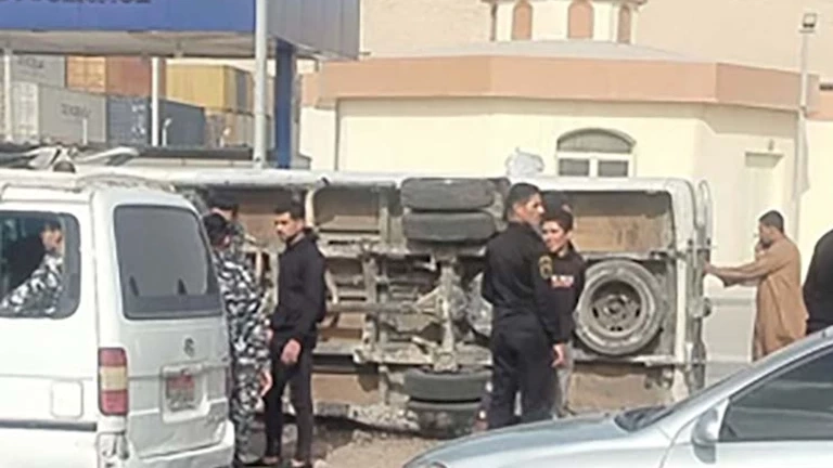 إصابة 16 شخصًا فى حادث تصادم ميكروباص وميني باص على طريق "الأدبية- السخنة"