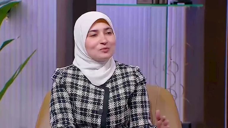 هل يجوز أداء المرأة الحج بمال موهوب؟.. عضوة الأزهر للفتوى توضح