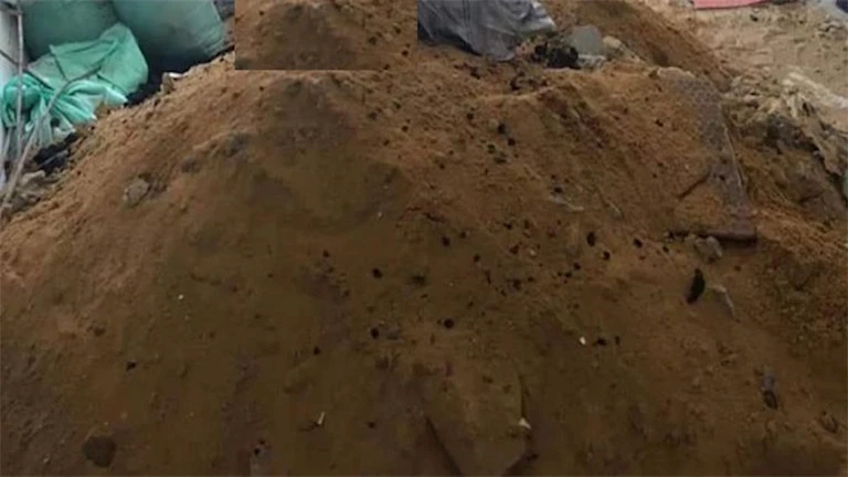 تركوا الجثة للسكان الجدد.. ماذا حدث في شقة محرم بك بالإسكندرية؟
