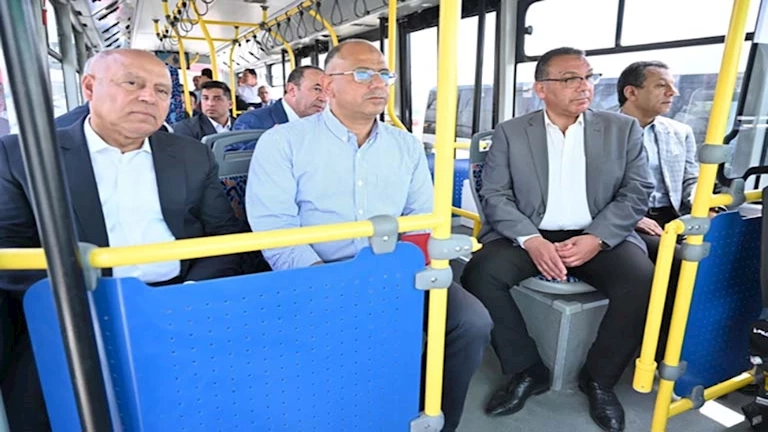 25 صورة.. كامل الوزير يستقل الأتوبيس الترددي BRT ويتفقد المحطات
