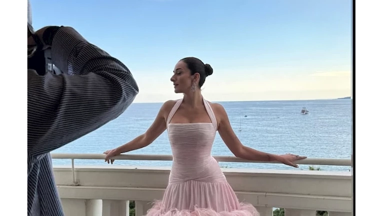 أمينة خليل تتألق في أحدث ظهور بمهرجان كان السينمائي (صورة)