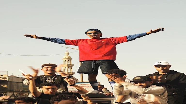 كزبرة يسخر من محمد رمضان بأحدث أغانيه "ثقة في الله هدلعك"