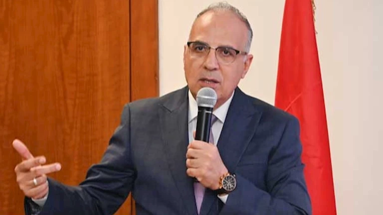 وزير الري يتفقد 7 مواقع مائية بالدقهلية ويوجه بإنهاء الصيانة