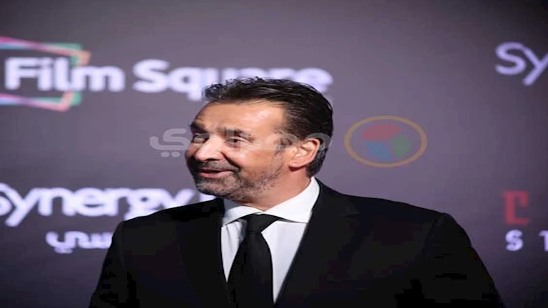 بالصور.. كريم عبدالعزيز يصل العرض الخاص لفيلم "المشروع X"