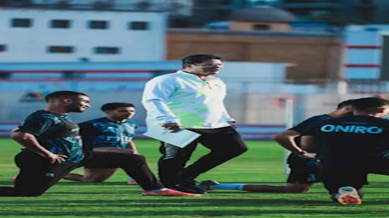 قبل مواجهة بتروجيت.. قرار من أيمن الرمادي بعد انتهاء معسكر الزمالك
