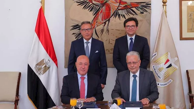 بروتوكول بين البنك الأهلي ووزارة الثقافة لتحويل مبنى "السلطان حسين" إلى مركز للعرض المتحفي