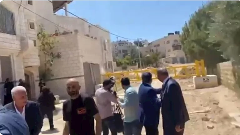 بالفيديو.. لحظة إطلاق الاحتلال النار على الوفد الدبلوماسي في جنين