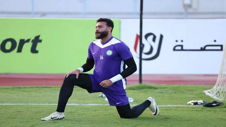 تألق والأهلي ومن دون ناد.. محطات في مسيرة أبو جبل خلال آخر عامين