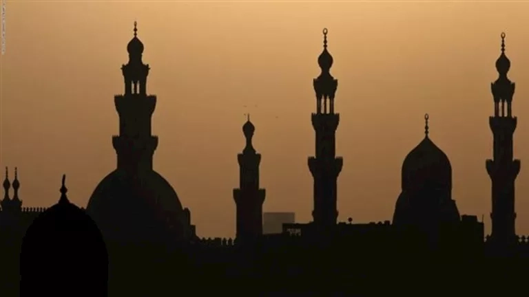 موعد أذان مغرب السبت 4 من ذي الحجة 2025.. وبعض الآداب عشر ذي الحجة