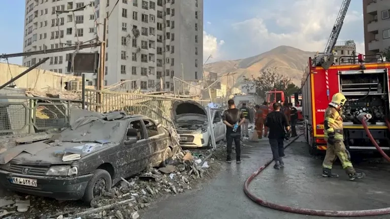 رويترز: مقتل 20 قائدًا عسكريًا إيرانيًا رفيعًا بالهجوم الإسرائيلي