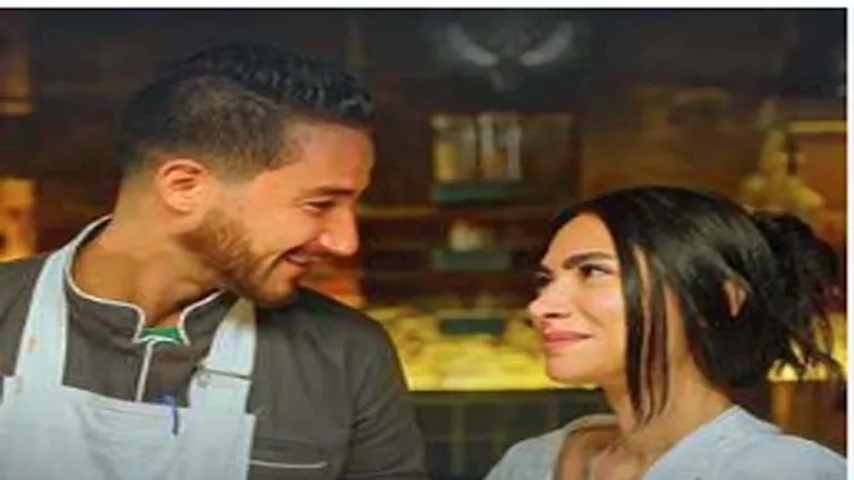 بعد تداول أنباء ارتباطهما.. 10 صور تجمع أحمد مالك وهدى المفتي