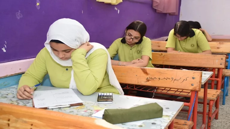 انتهاء تصحيح امتحانات الشهادة الإعدادية بالقليوبية.. وإعلانها خلال أيام