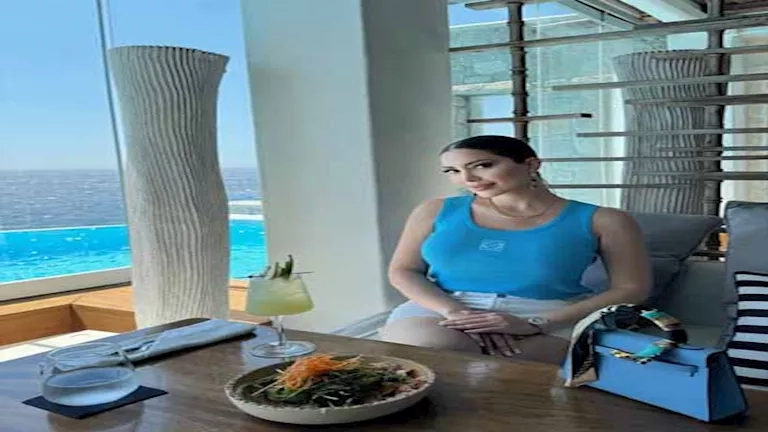 بـ"شورت أمام حمام سباحة" نسرين طافش تنشر صورا بأحدث ظهور والجمهور يعلق (صور)