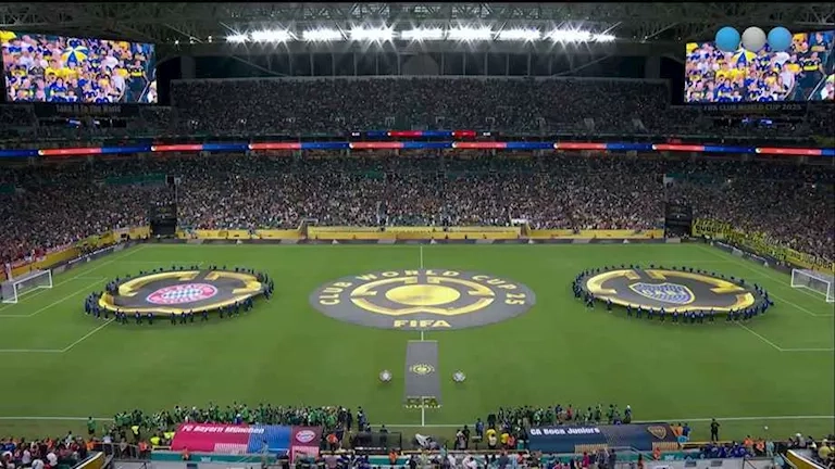 لحظة بلحظة.. بايرن ميونخ ضد بوكا جونيورز 0-0