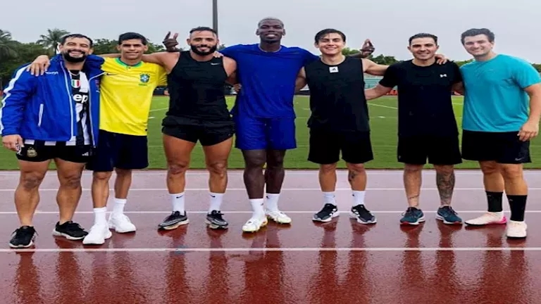 بعد أزمة المنشطات وحبس شقيقه.. بوجبا يظهر مع صهر ترامب قبل عودته للملاعب