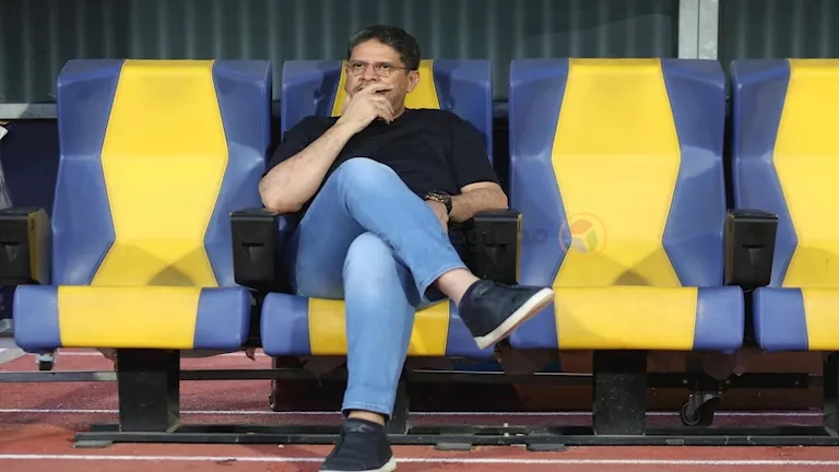 بعد توجيه الشكر.. وعد جديد من الزمالك لـ أيمن الرمادي