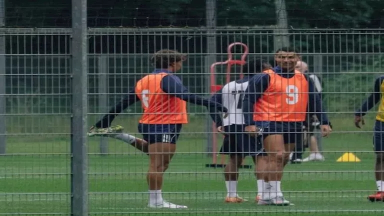 رغم عدم إعلان الصفقة.. جواو فيليكس يشارك بتدريبات النصر السعودي (فيديو)
