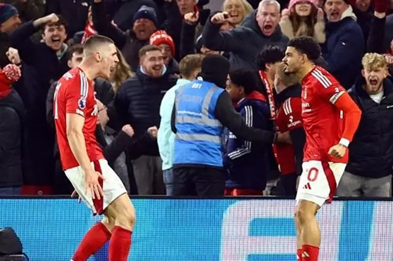 مانشستر سيتي يستهدف ضم لاعب نوتنجهام فورست