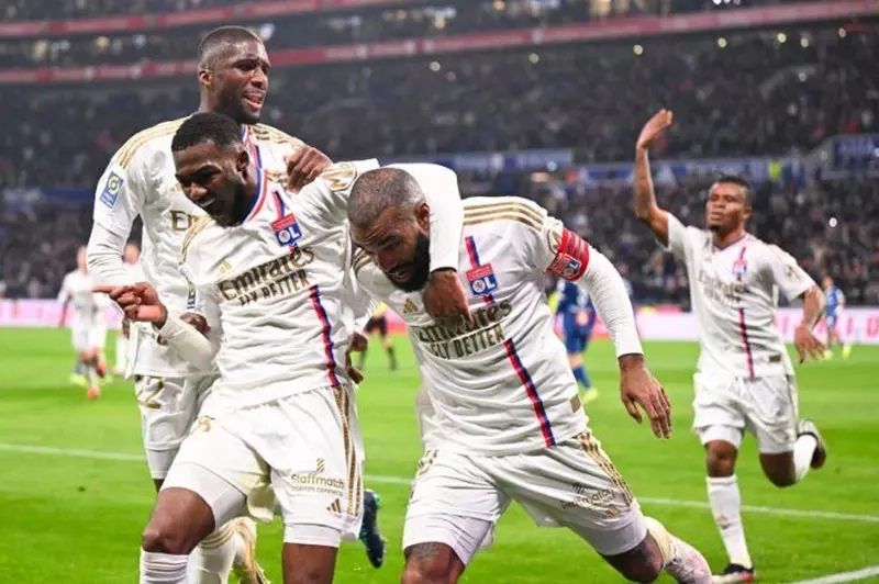 ليفربول يسعى لضم جوهرة ليون خلال الميركاتو الصيفي