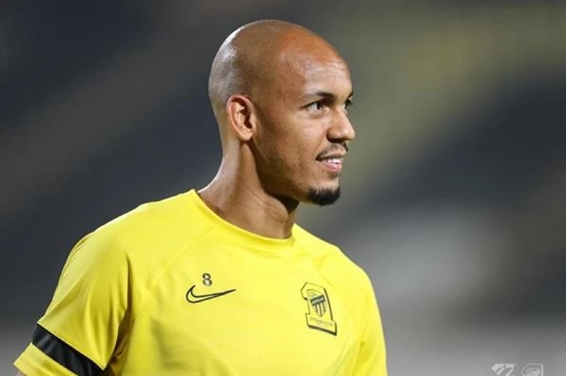 اتحاد جدة ينفي رحيل فابينيو في الصيف